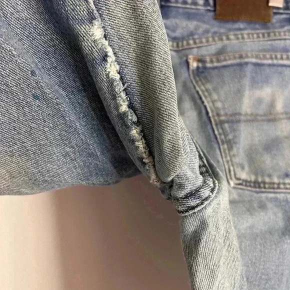 Vintage Distressed Unifirst Cut  Off Denim Shorts Size 32” - Picture 11 of 12